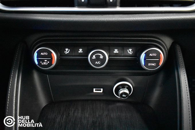 ALFA ROMEO Stelvio 2.2 Turbodiesel 210 CV AT8 Q4 Super